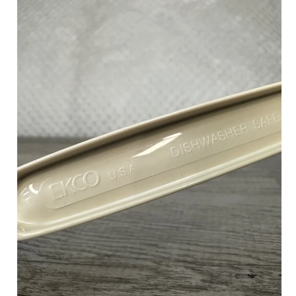 Ekco vintage pasta